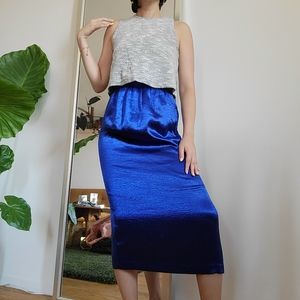 Satin blue midi skirt with slit stylenanda